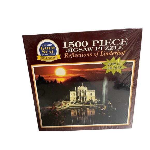 Reflections of Linderhof Castle Bavaria 1500 Piece Glow in Dark Puzzle - Sealed - Picture 12 of 15